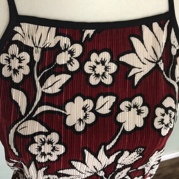 Topshop pleated spaghetti strap floral top - Picture 2 of 8